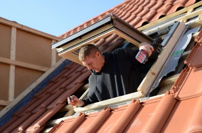 Pose de fenêtres de toit Velux à Essertenne